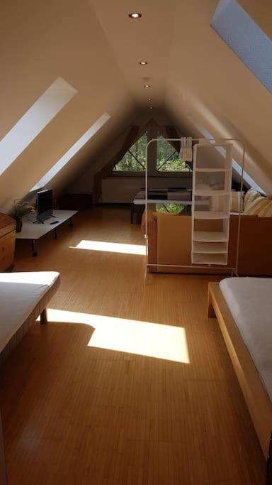 Dachwohnung Mit Wasserblick Und Eigenem Bootssteg Appartement *