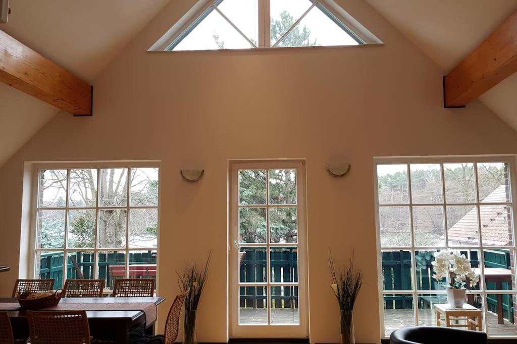 Appartement Dachwohnung Mit Wasserblick Und Eigenem Bootssteg