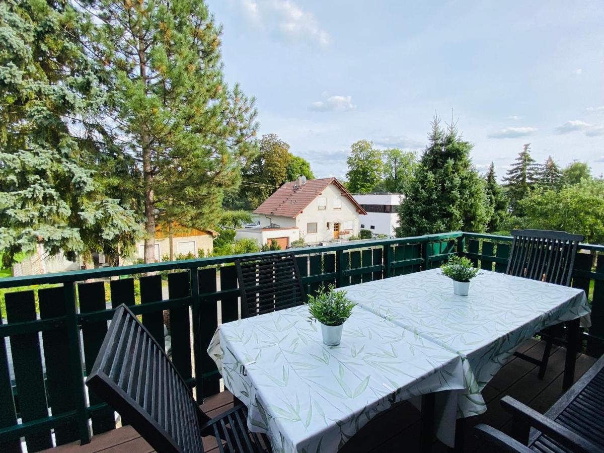 Appartement Dachwohnung Mit Wasserblick Und Eigenem Bootssteg *